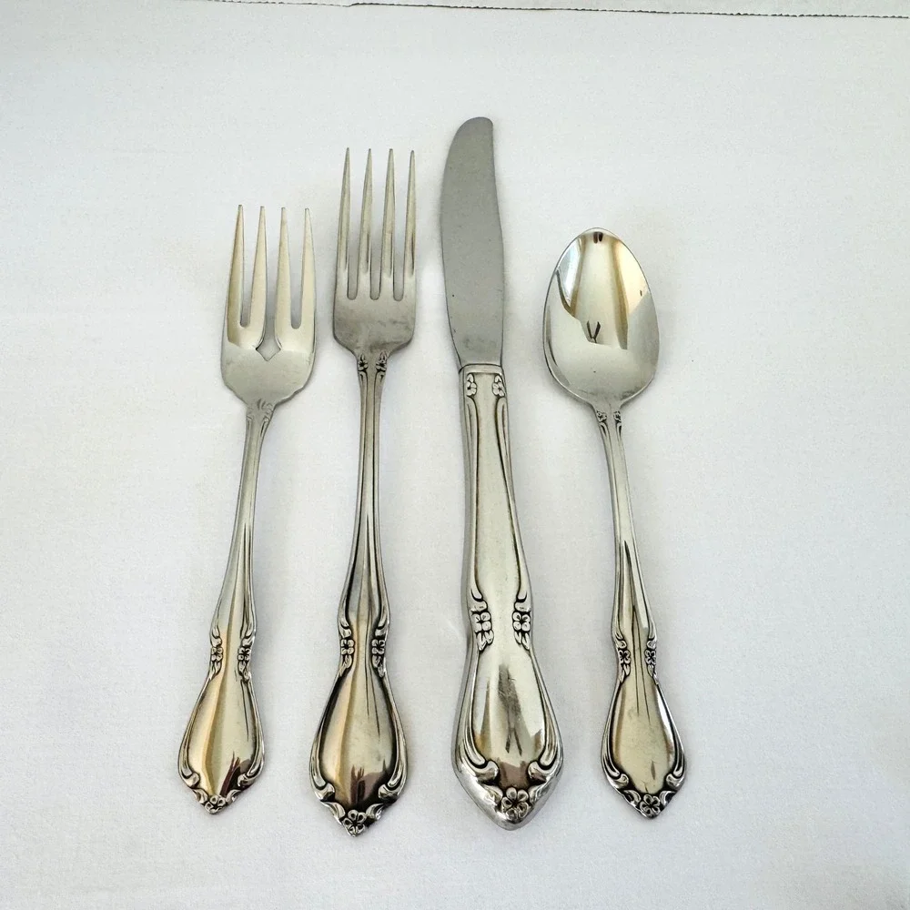 Oneidacraft CHATEAU Stainless Steel Flatware (5) 4-Place Settings 20 Pieces